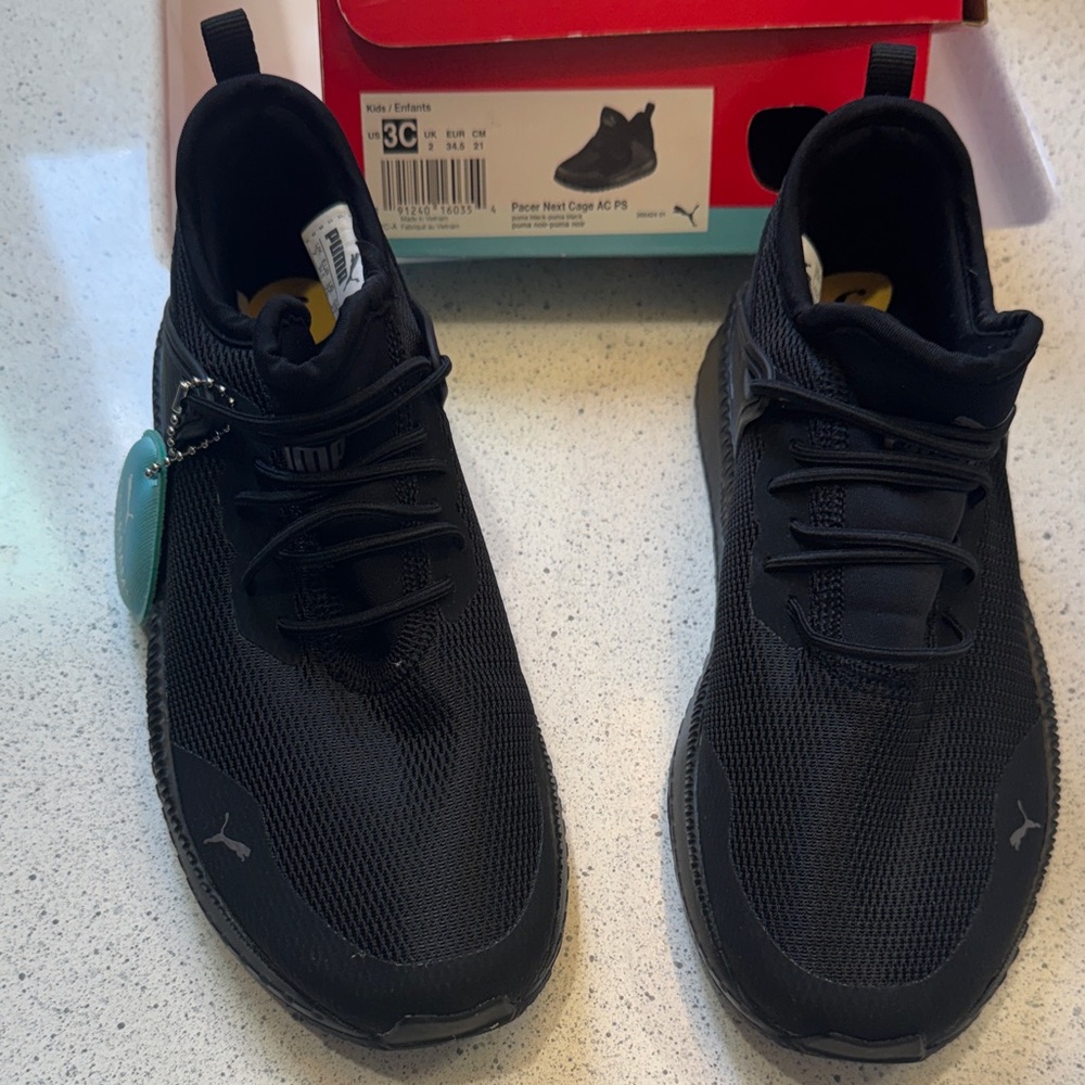 PUMA KIDS PACER NEXT CAGE AC TRAINERS